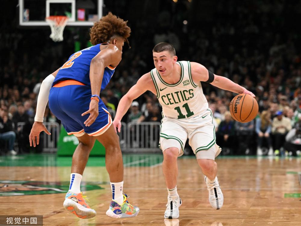 在绿茵场上 在绿茵场上