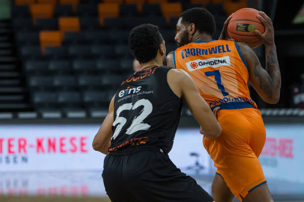 次上演绝妙 次上演绝妙