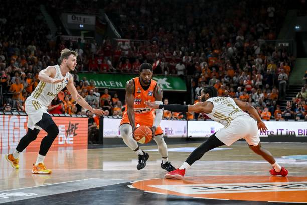 育盛会增添 育盛会增添